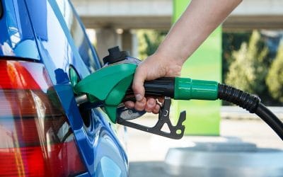 ¿Cómo ahorrar gasolina? 10 formas fáciles de gastar menos combustible