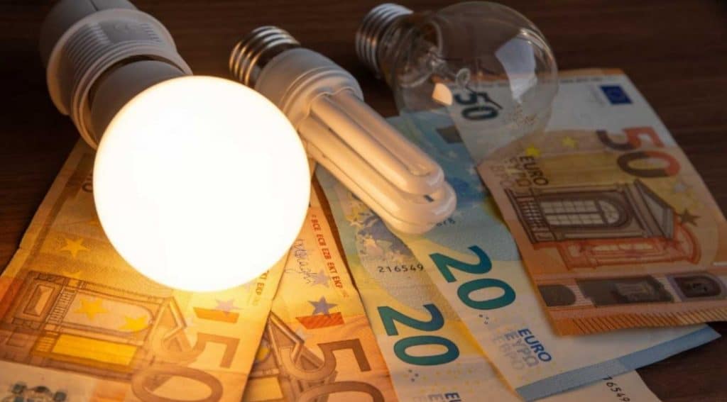 La electricidad en España alcanza otro precio récord a un ritmo devastador
